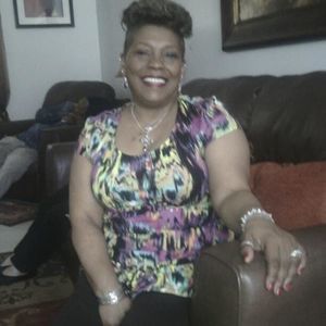 Meet your Posher, Myra